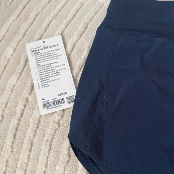 Lululemon Speed Up Mid Rise Short 4" *Lined - Picture 3 of 7